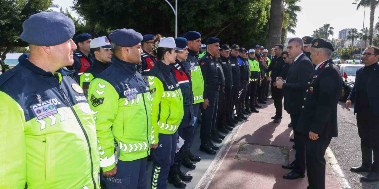 Vali Toros Start Verdi Mersin’de Binlerce Araç Kontrol Edildi