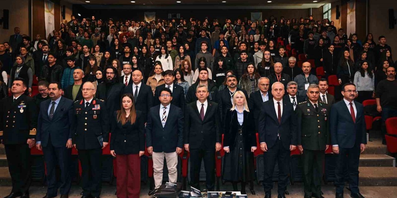 Vali Şahin: "akdeniz’de Var Olmaya Devam Edeceğiz"