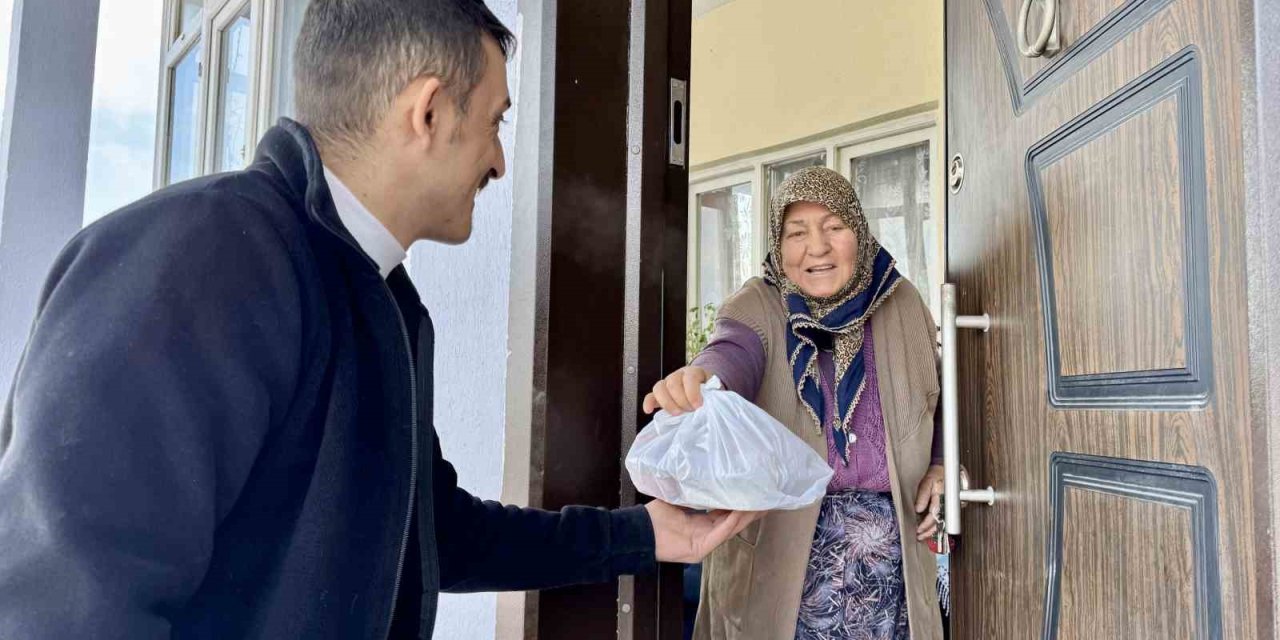 Başkan Özdoğan: "ramazan’da 200 Haneye Günlük Sıcak Yemek Ulaştırıyoruz"