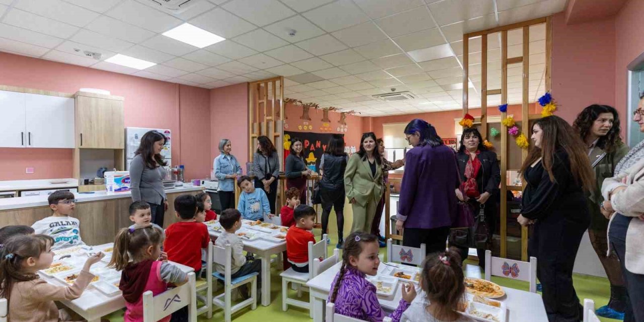 Mersin Büyükşehir Belediyesinin Sosyal Projelerine Tam Not