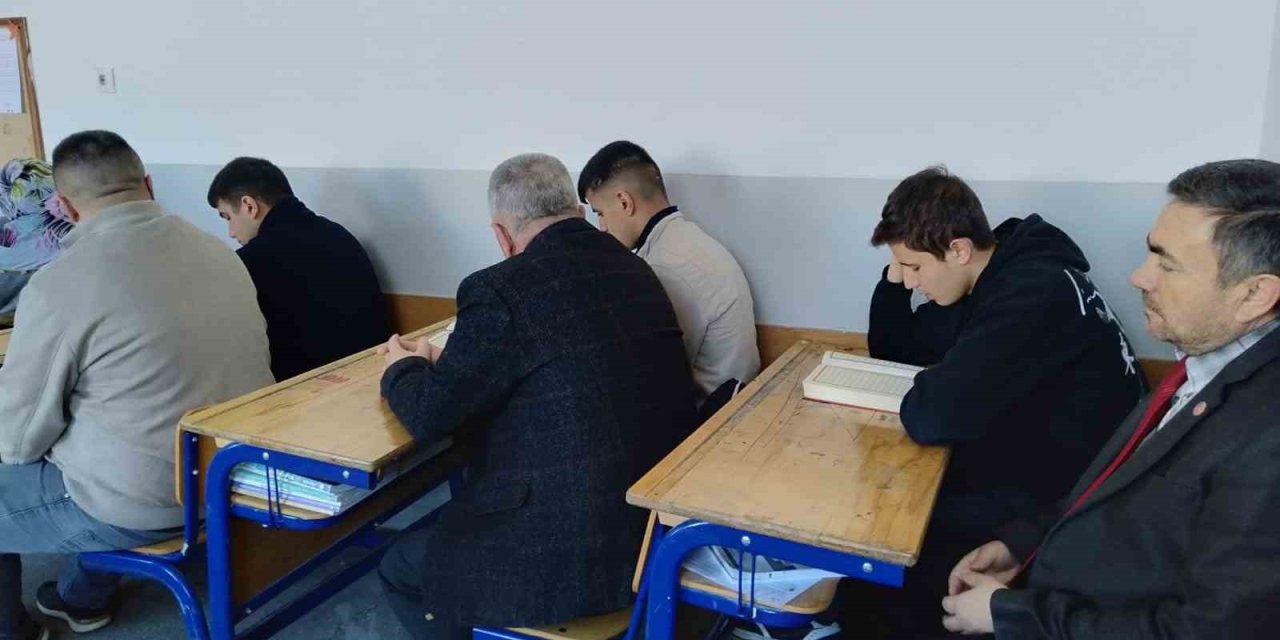 Çifteler’de Öğrencilerin Kur’an-ı Kerim Mukabelesi