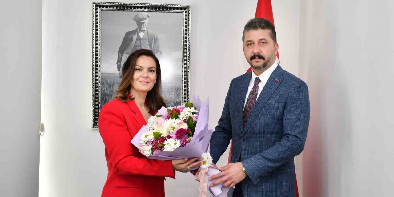 Kadınlar Gününde Tüiosb’ye Anlamlı Ziyaret