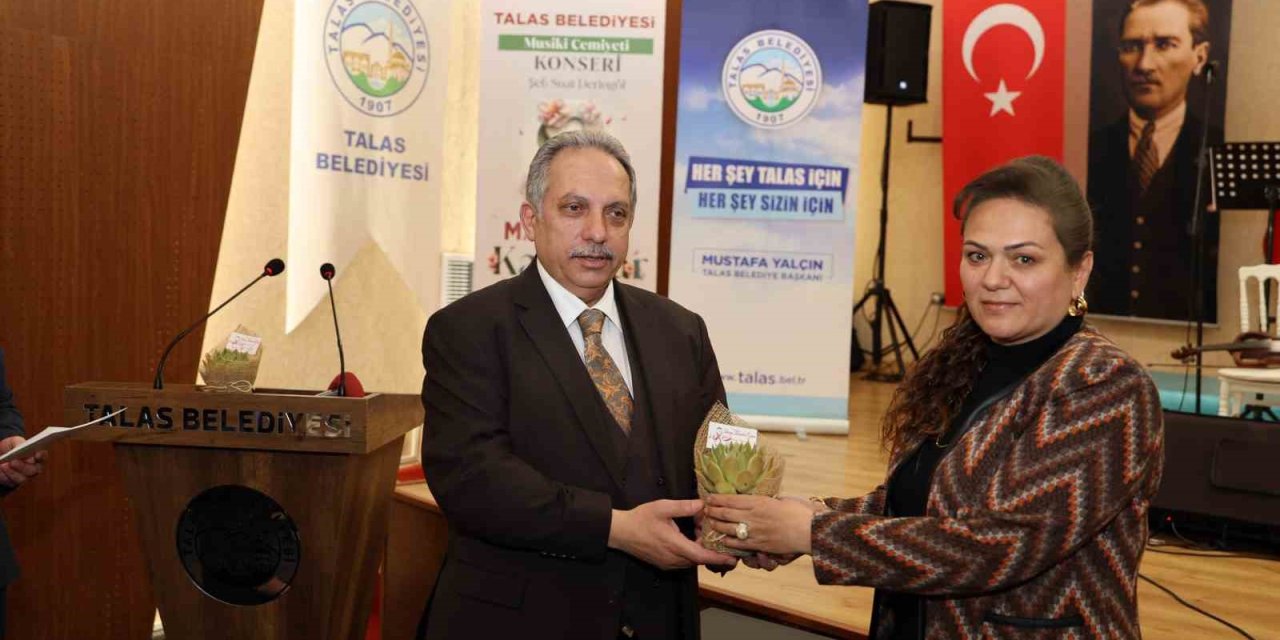 Talas Musiki Cemiyeti’nden Kadınlara Özel Konser