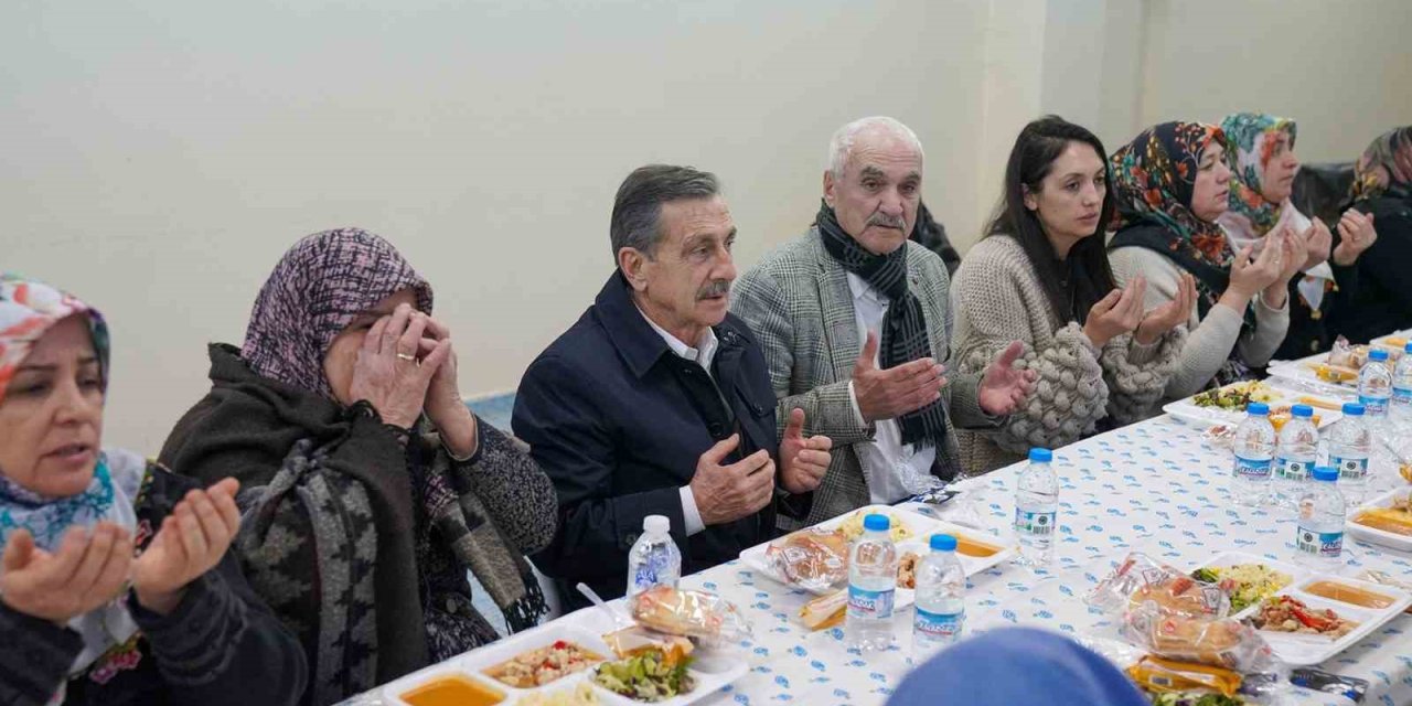 İftar Sofrası Gündüzler’de Kuruldu