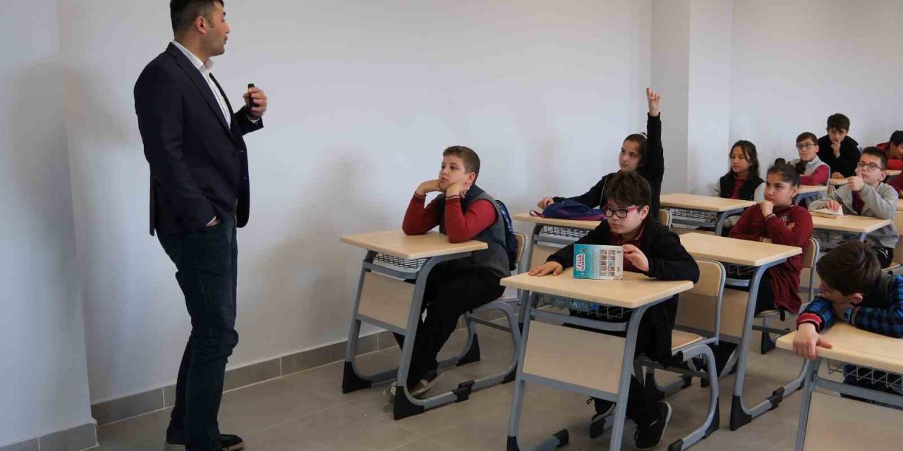 Antray, Yıldız Yolcularını Yetiştiriyor