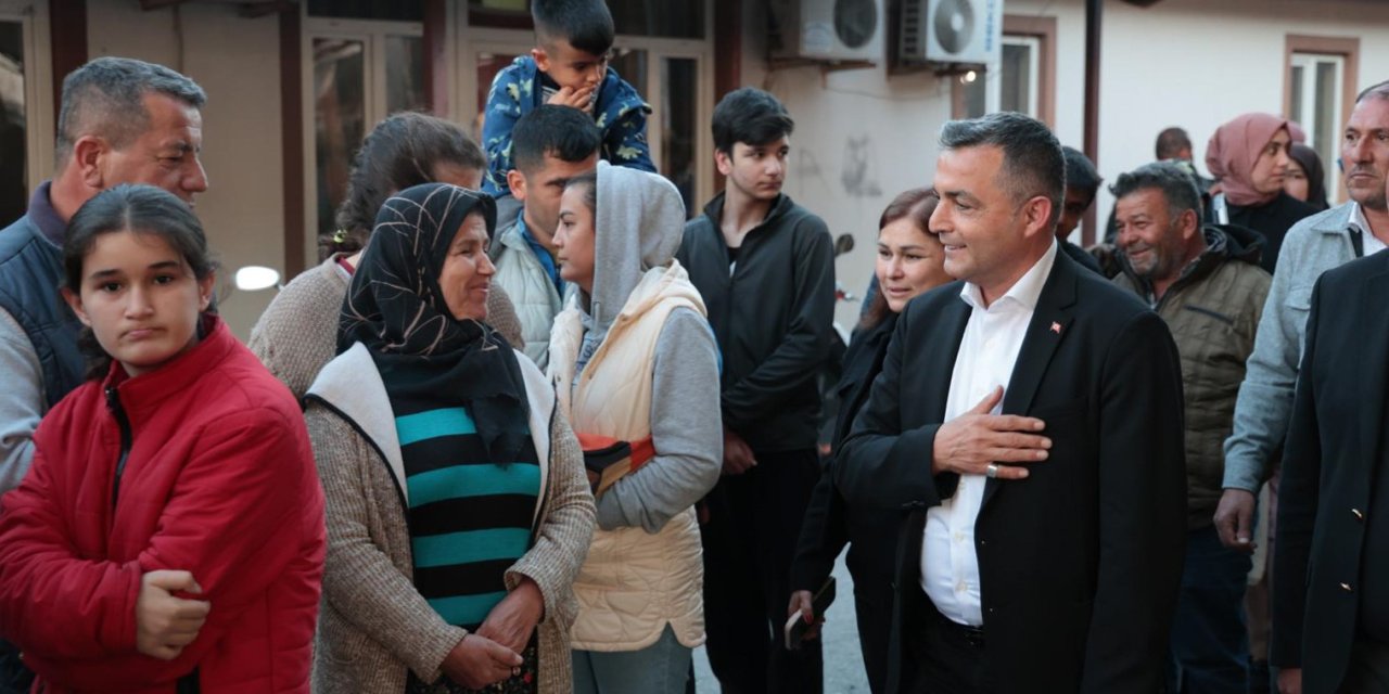 Erkekler Hamur Açıyor, Kadınlar İş Hayatına Adım Atıyor