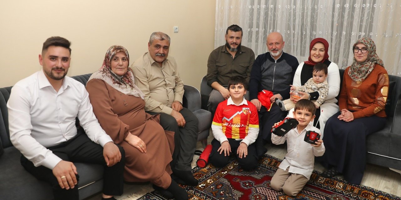 Çolakbayrakdar Çifti, Glütensiz İftar Sofrasında Oruç Açtı