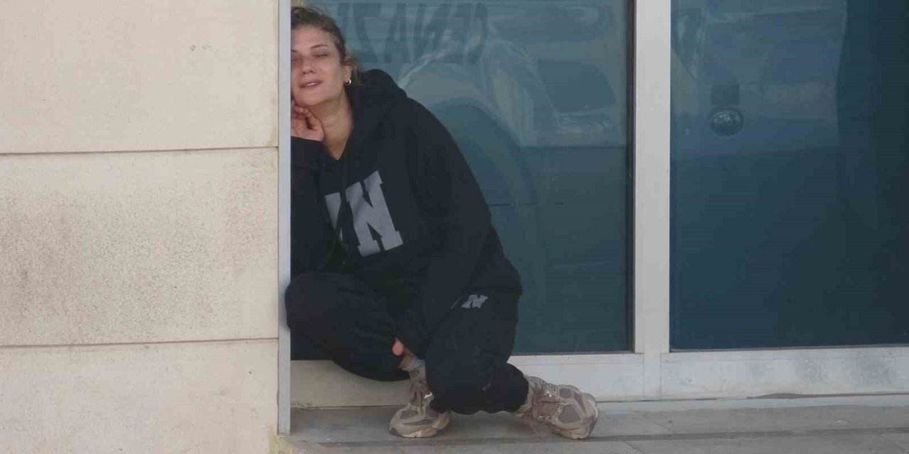 Hemşire Eşini Satırla Öldüren Şahıs Tutuklandı