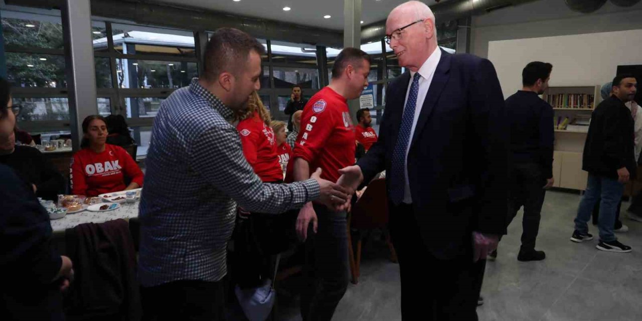 Başkan Kurt Obak Gönüllüleri İle İftar Programında Buluştu