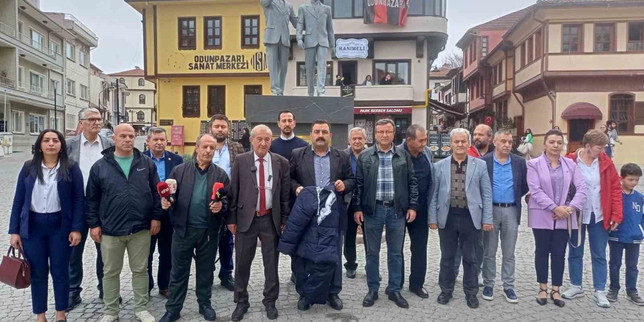 Muhtarlar Derneği’nden Darp Edilen Muhtara Destek