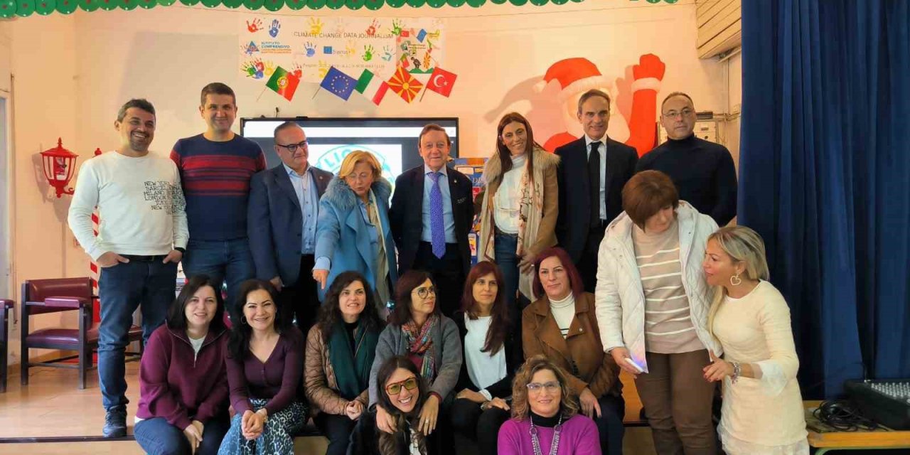 Portekiz Ve İtalya’da Türk Bayrağını Dalgalandırdılar