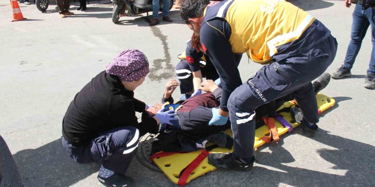 Serik’te Motokuryeler Çarpıştı: 1 Yaralı