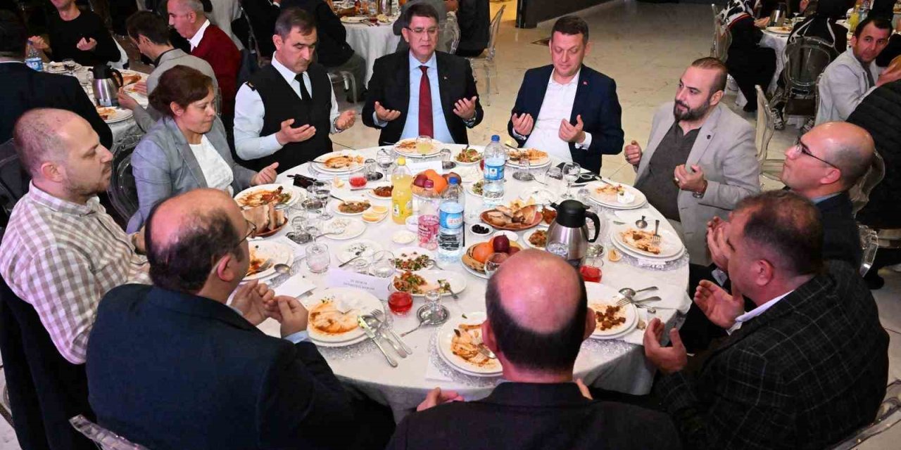 Aesob, Antalya’nın İlçelerinde Gönül Sofrası Kurdu