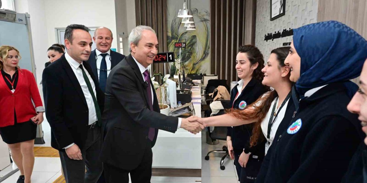 Kocagöz, Sağlık Çalışanlarının 14 Mart Tıp Bayramı’nı Kutladı