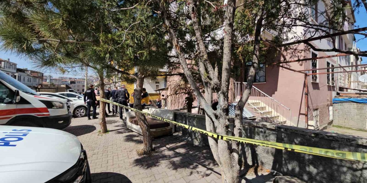 Kayseri’de Karbonmonoksit Zehirlenmesi: Anne Ve 2 Çocuğu Hayatını Kaybetti