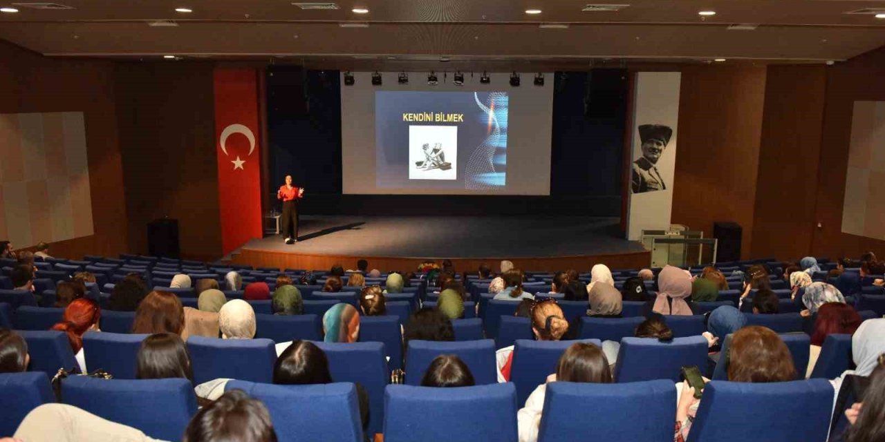 Kepez Belediyesi Personeline ‘etkili İletişim Ve Beden Dili Eğitimi’