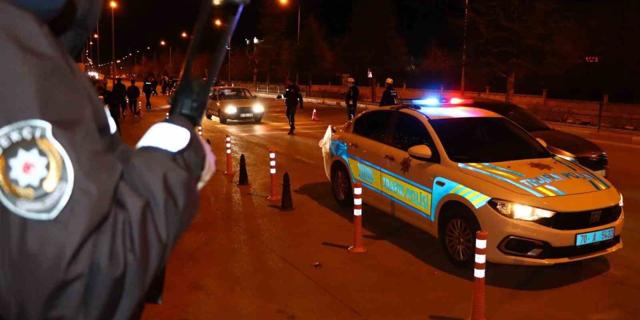 Karaman’da 10 Bin 620 Adet Cinsel İçerikli Hap Ele Geçirildi