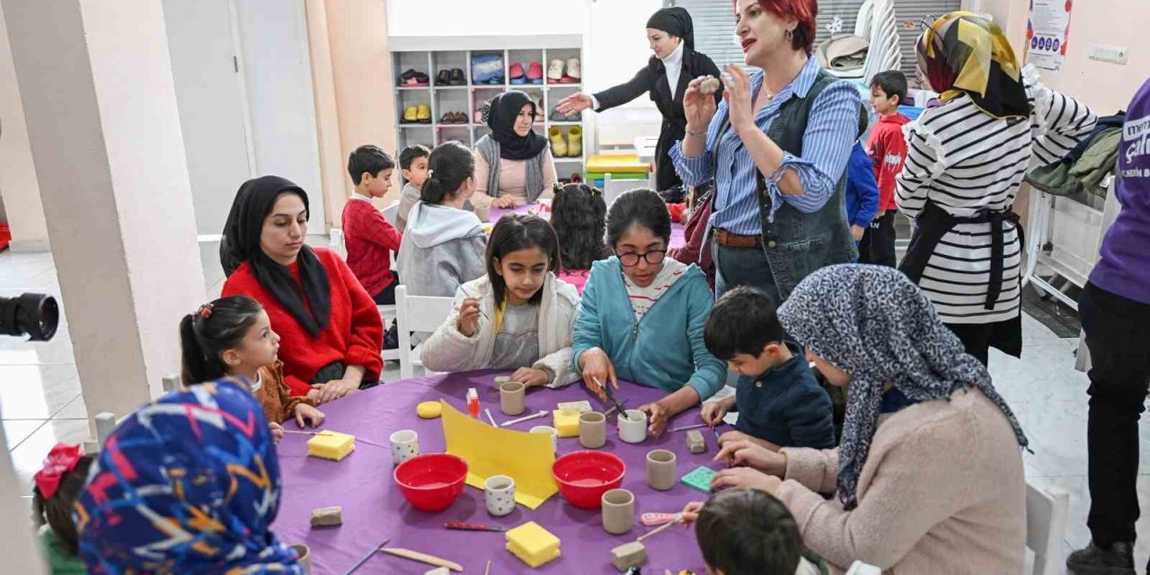 Mersin’de Anne Ve Çocuklar Seramikle Buluştu