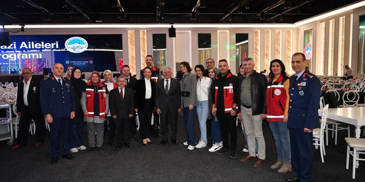 Başkan Büyükkılıç, İftar Sofrasının Bereketini Şehit Ve Gazi Aileleri İle Birlikte Yaşadı