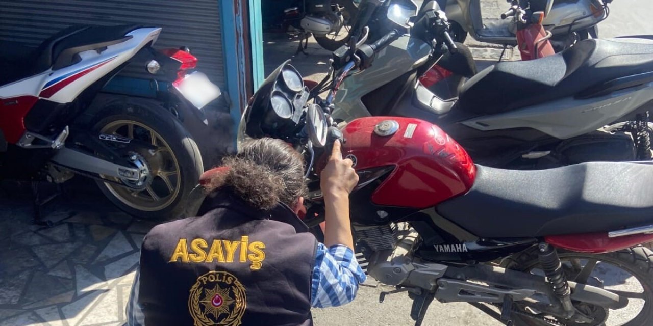 Antalya’da 76 Ekip 155 Polisle Motosiklet Denetimi