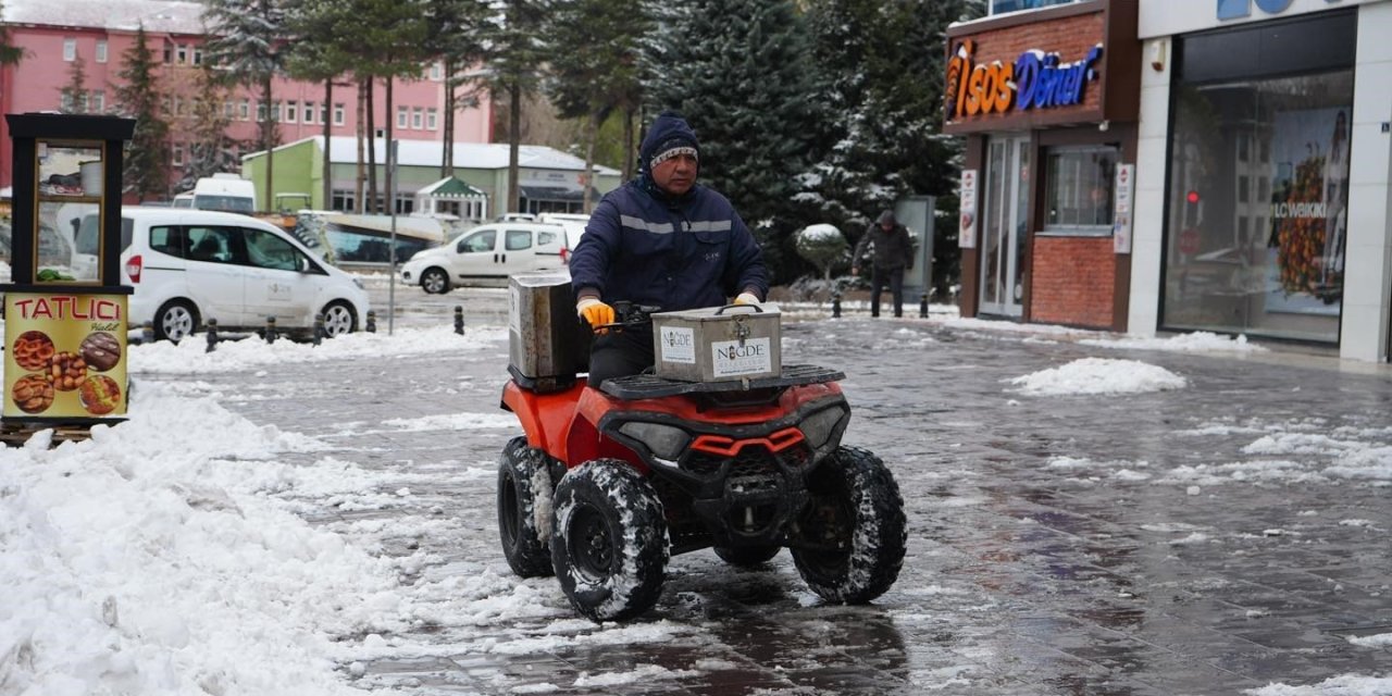 Niğde Belediyesi’nden Kar Yağışı Ve Tipiye Karşı Hızlı Ve Etkin Müdahale
