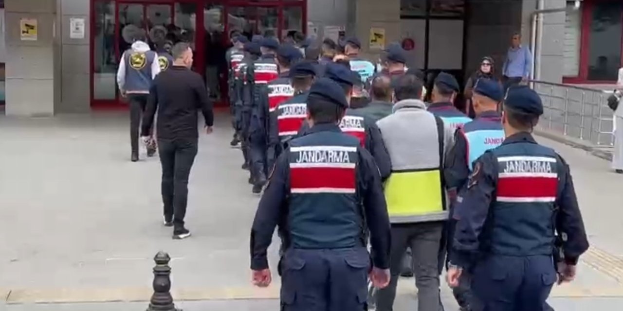 Tefeci Organize Suç Örgütü Şüphelileri Adliyeye Sevk Edildi