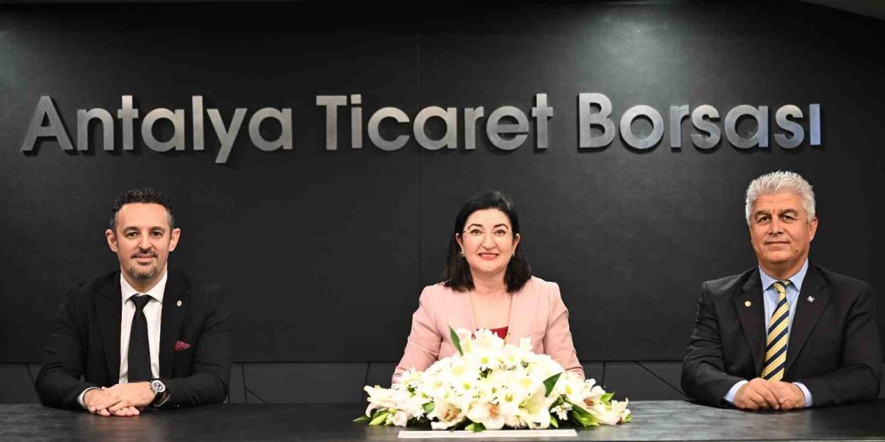 Antalya’da Su Tüketimi Ve Tasarrufu Masaya Yatırıldı