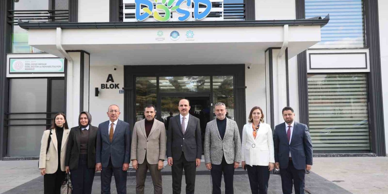 Başkanlar Dosd Meram’da Down Sendromlu Çocuklarla Buluştu