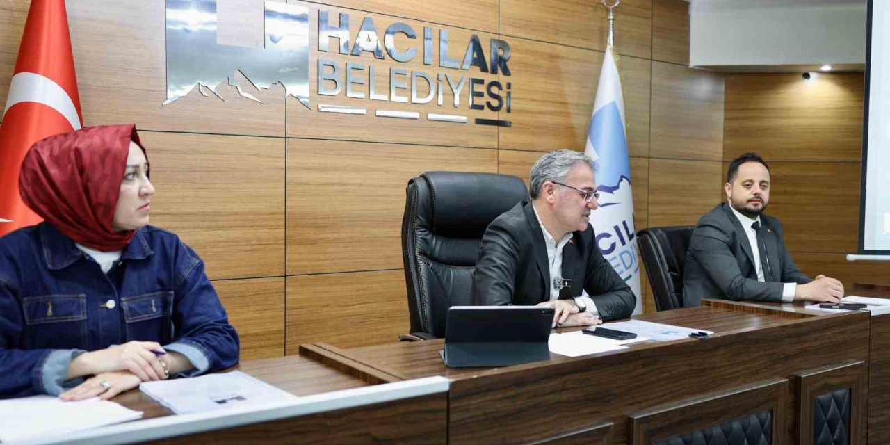 Başkan Özdoğan: "layıkıyla Hizmet Etmenin Gururunu Yaşıyoruz"
