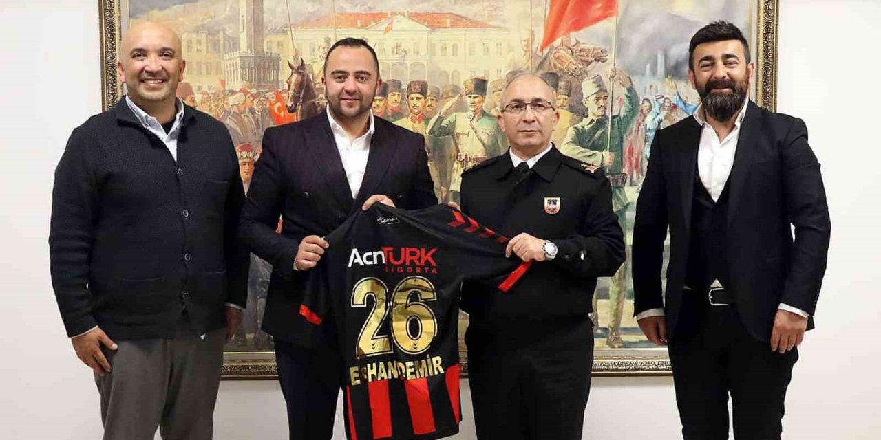 Eskişehirspor Yönetiminden İl Jandarma Komutanı’na Ziyaret