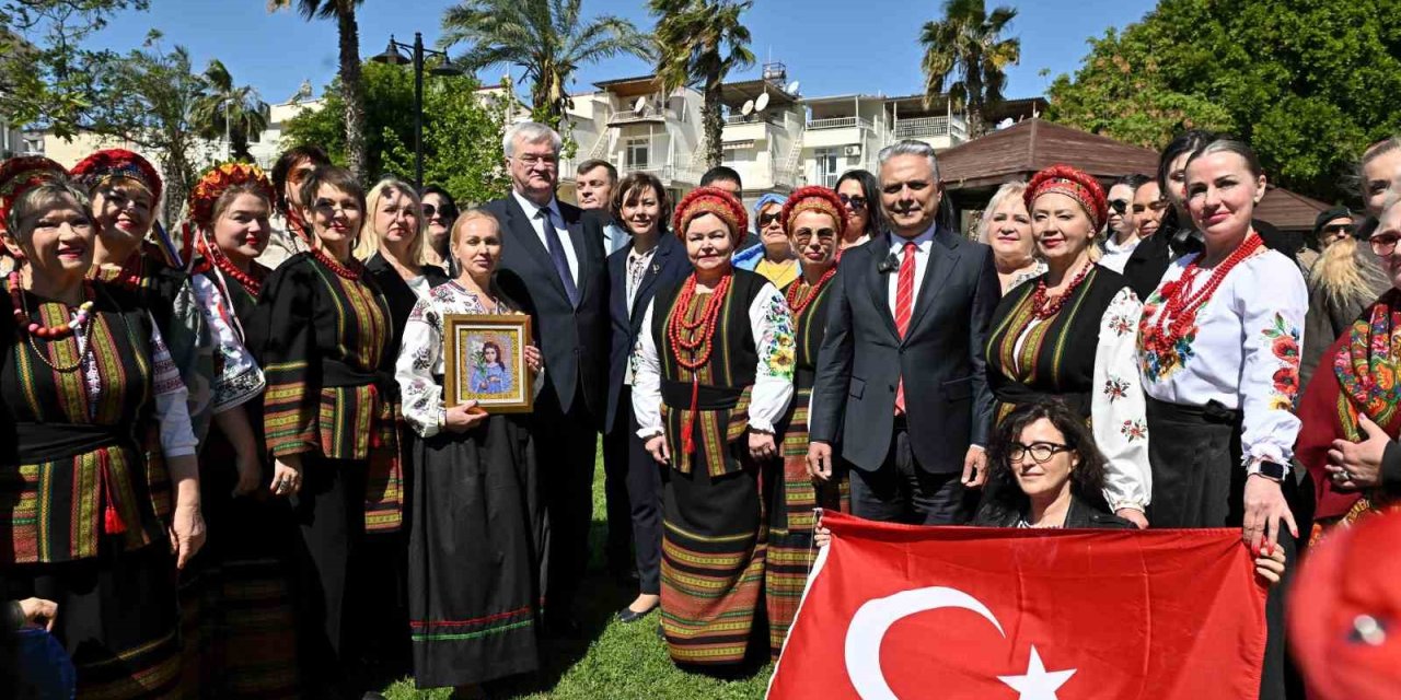 Ukrayna Dışişleri Bakanı Andriy Sibiha: "tarihi Bağlarımız Halklarımız Arasında Asırlardır Süregelen Bir Dostluk Oluşturuyor"