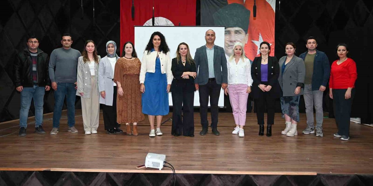 Kemer’de Kurs Öğrencilerine Seminer Verildi