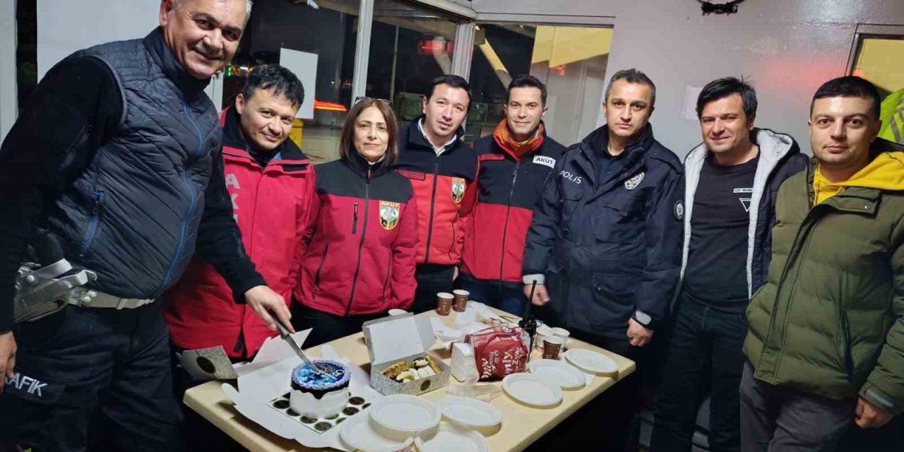 Akut Ekibi Polis Haftasına Özel Ziyaret Gerçekleştirdi
