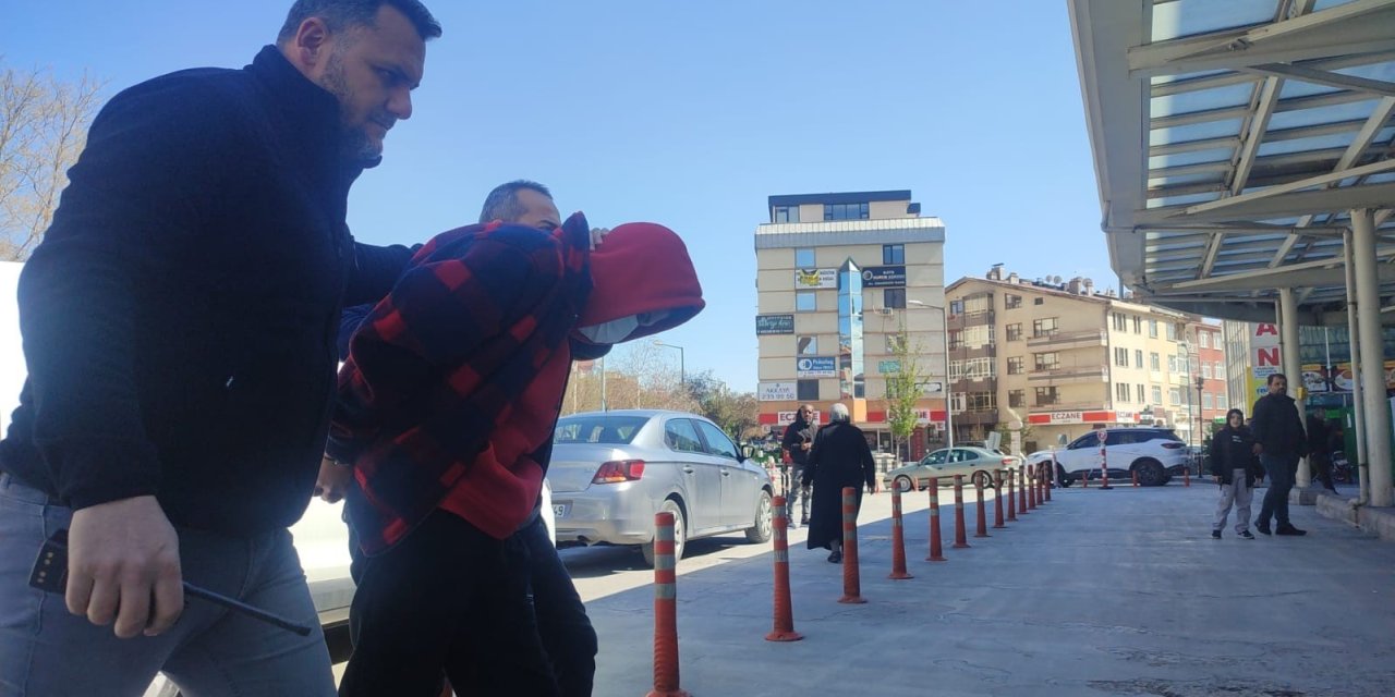 Konya’da Kadın Hastalarla İlgili Yorumlar Yapan Doktorlar Adliyeye Sevk Edildi