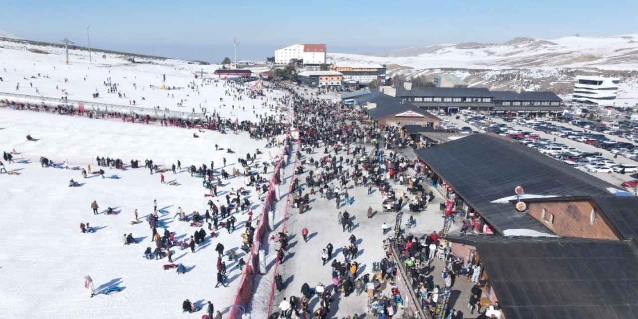 Erciyes’i 2 Milyon 750 Bin Kişi Ziyaret Etti