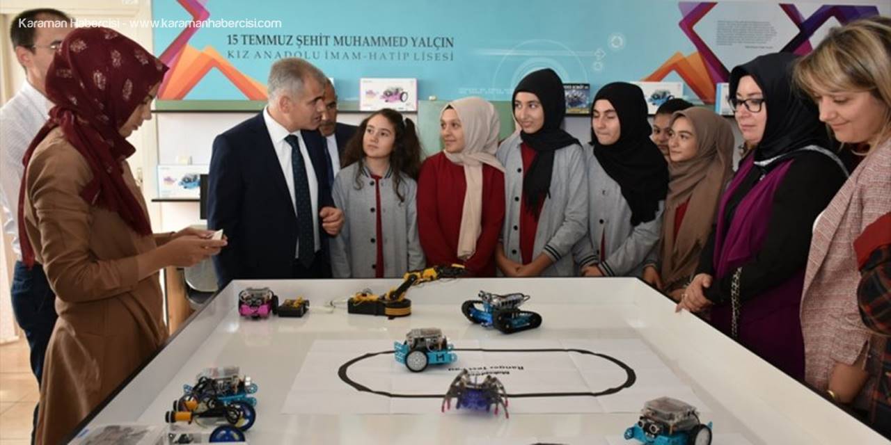 Karaman'da "Hamarat Eller Kodluyor" Laboratuvarı Açıldı