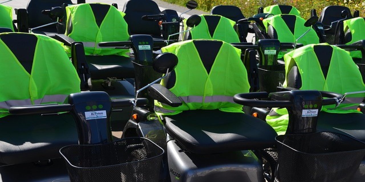 Manuel Ve Akülü Tekerlekli Sandalye Seçiminde Önemli Noktalar