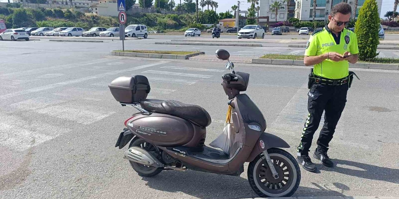Manavgat’ta Motosiklet Kazası: 1 Yaralı