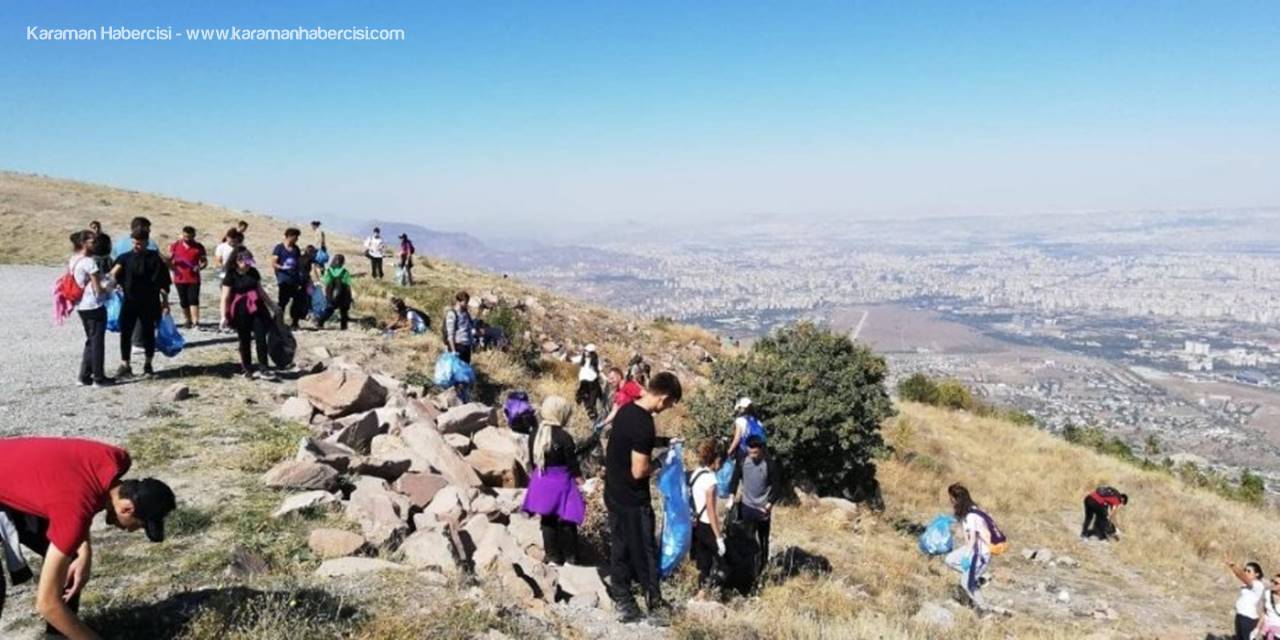 Öğrenciler 85 Torba Çöp Topladı