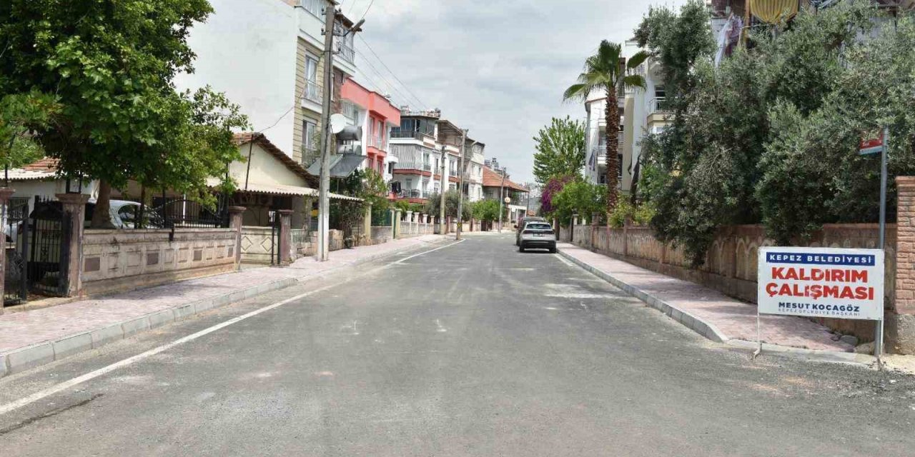 Kepez’de 51 Kilometrelik Kaldırım Çalışması