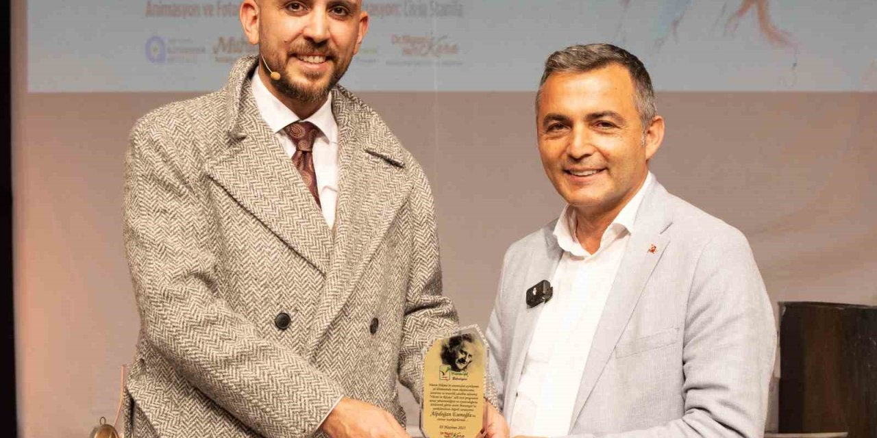 Nazım Hikmet, Vefatının 62. Yılında Manavgat’ta "nazım’ın Rüyası" İle Anıldı