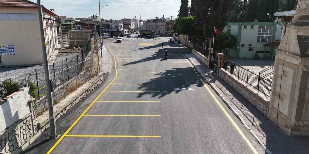 Tarsus Şehir Mezarlığı Otoparkı Yenilendi, Kapasitesi Artırıldı