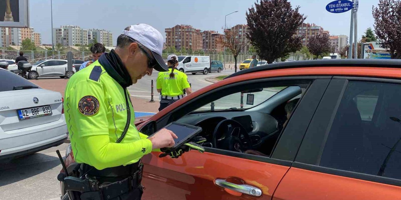 Konya’da Trafik Ekiplerin Bayram Mesaisi Devam Ediyor