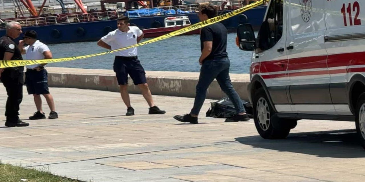 Denizde 70 Yaşındaki Şahsın Cesedi Bulundu