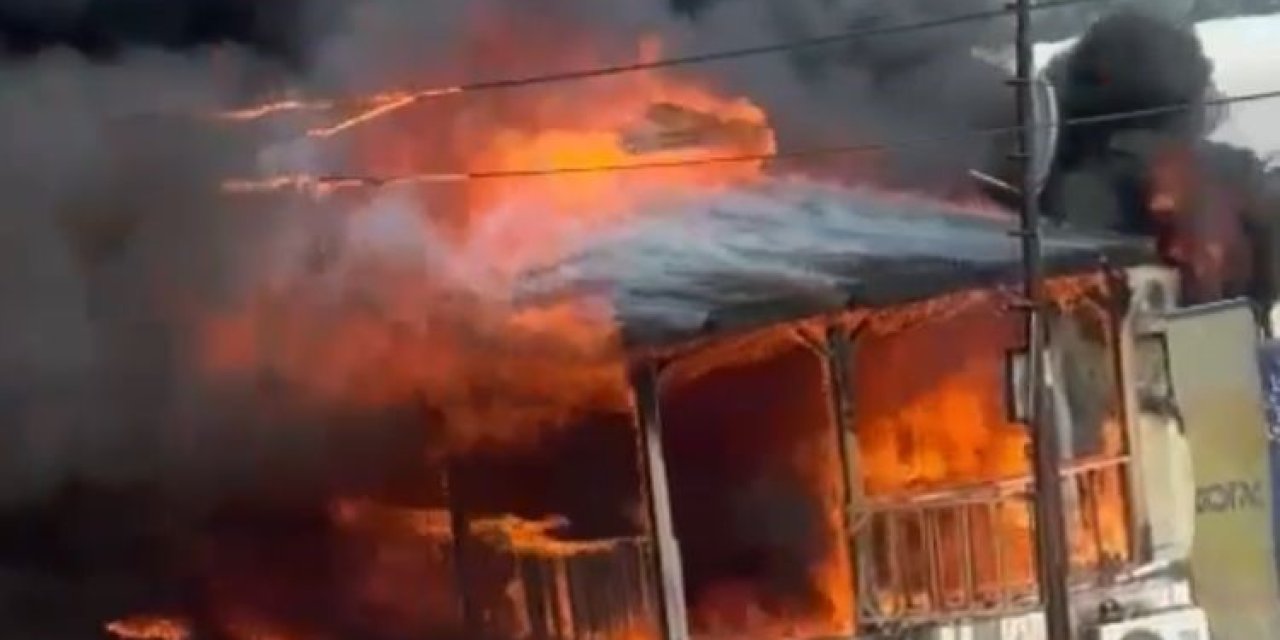 Mersin’de Çıkan Yangınları İtfaiye Ekipleri Söndürdü