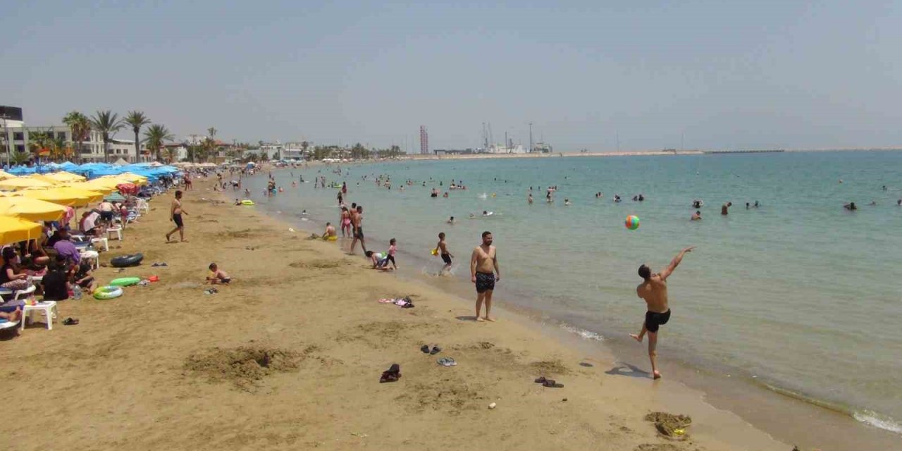 Mersin Plajlarında Bayram Bereketliliği Yaşandı