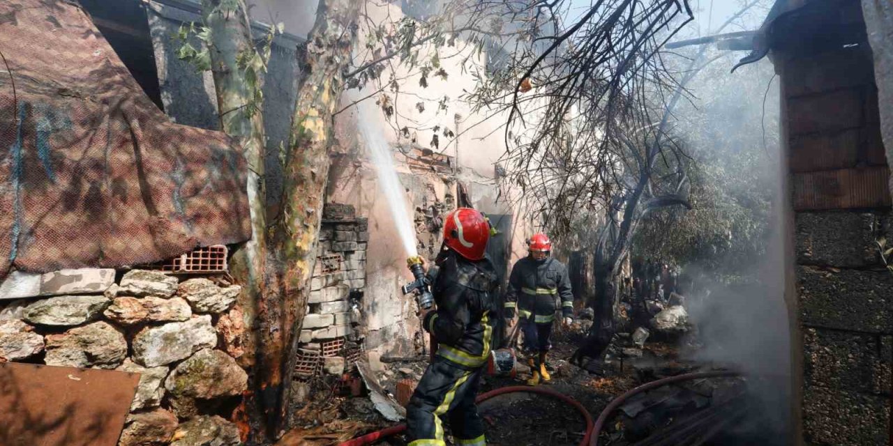 Antalya’da Mangal Keyfi Kabusa Dönüyordu