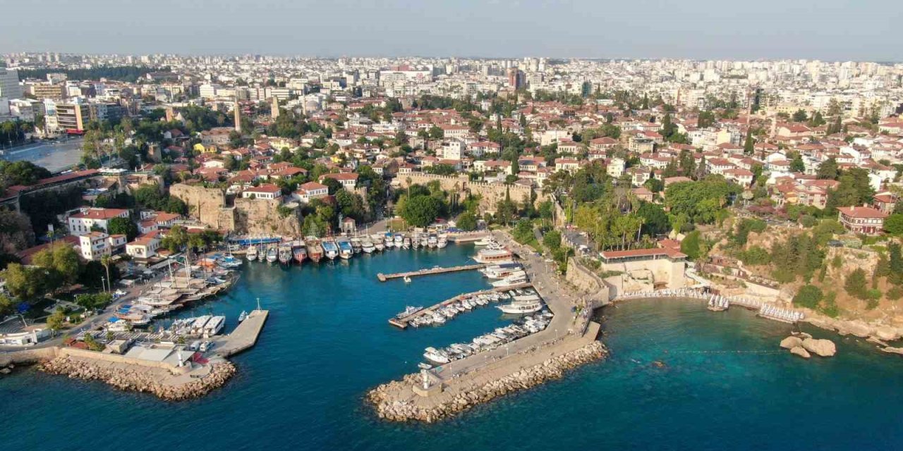 Antalya Valiliği’nden Mermerli Plajı Açıklaması: "yıllık 15 Milyon Tl Gelir Sağlandı, Plaj Halka Açık Olacak"