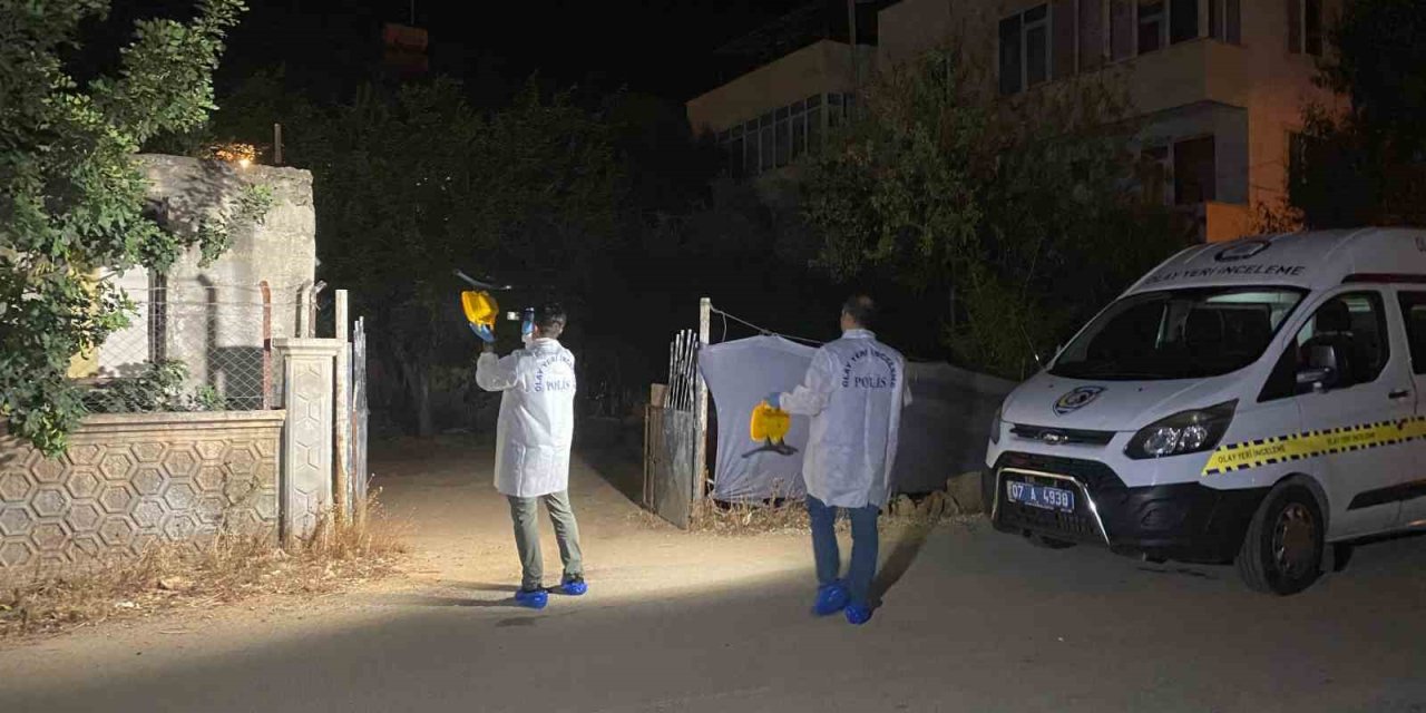 Antalya’da Yorgun Merminin İsabet Ettiği Suriyeli Genç Hayatını Kaybetti