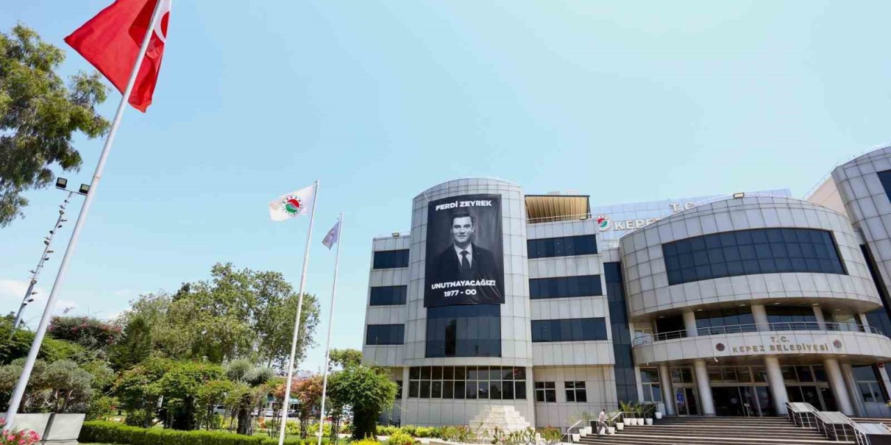 Ferdi Zeyrek’in İsmi Kepez’de Yaşayacak